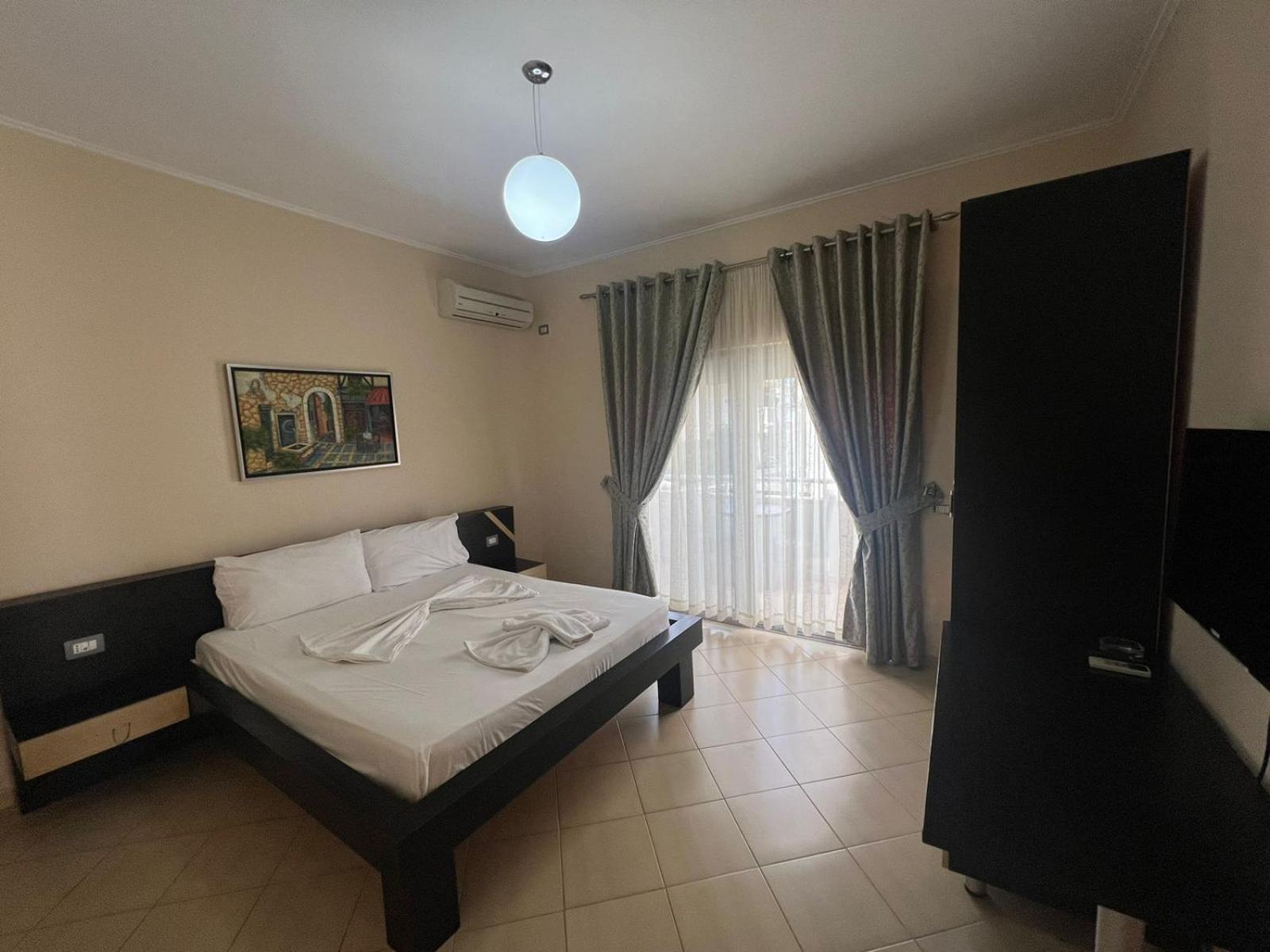 La Luna Hotel Ksamil Kültér fotó