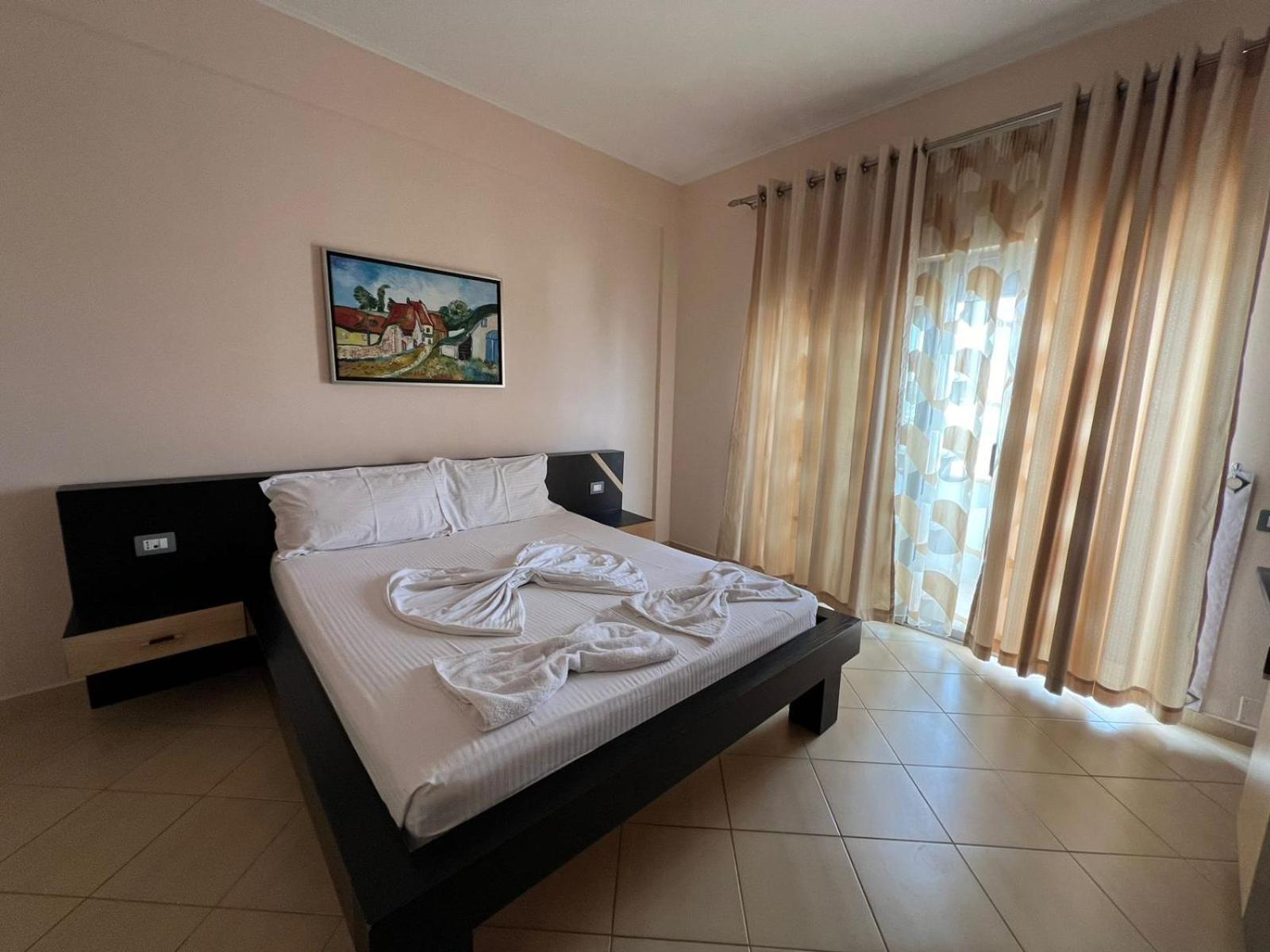 La Luna Hotel Ksamil Kültér fotó