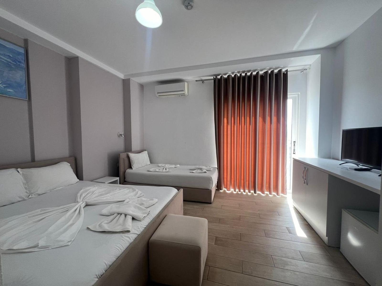 La Luna Hotel Ksamil Kültér fotó